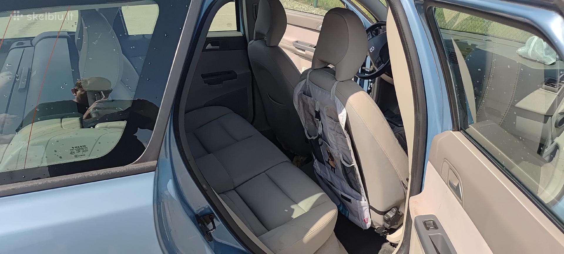 Volvo V50 2005 — photo 8