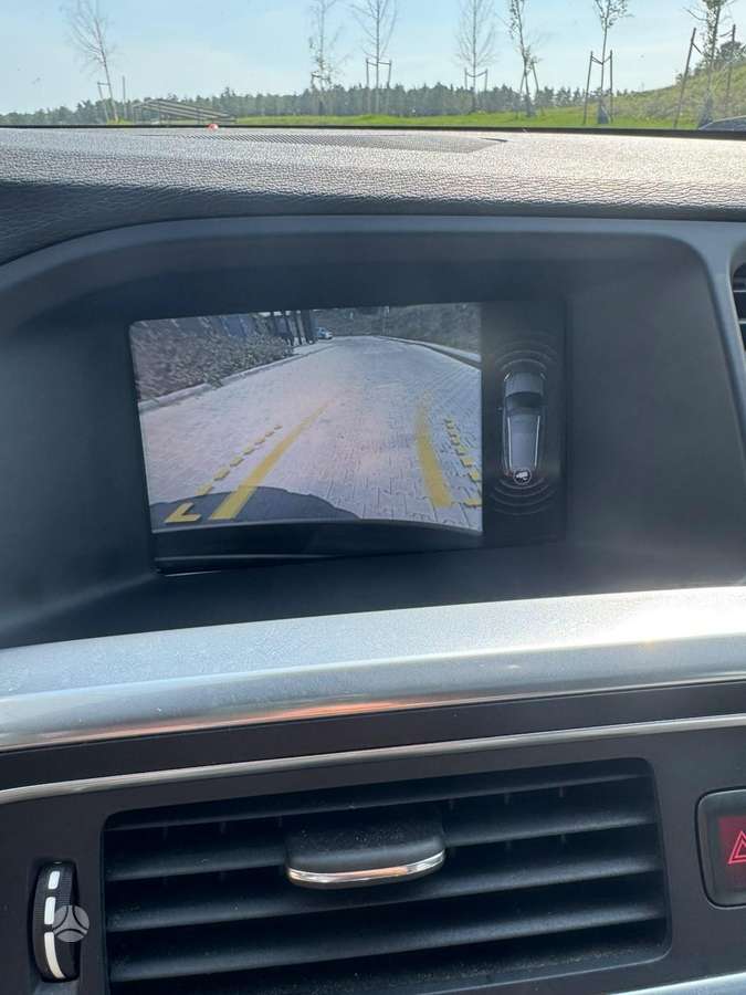 Volvo V60 2013 — photo 9
