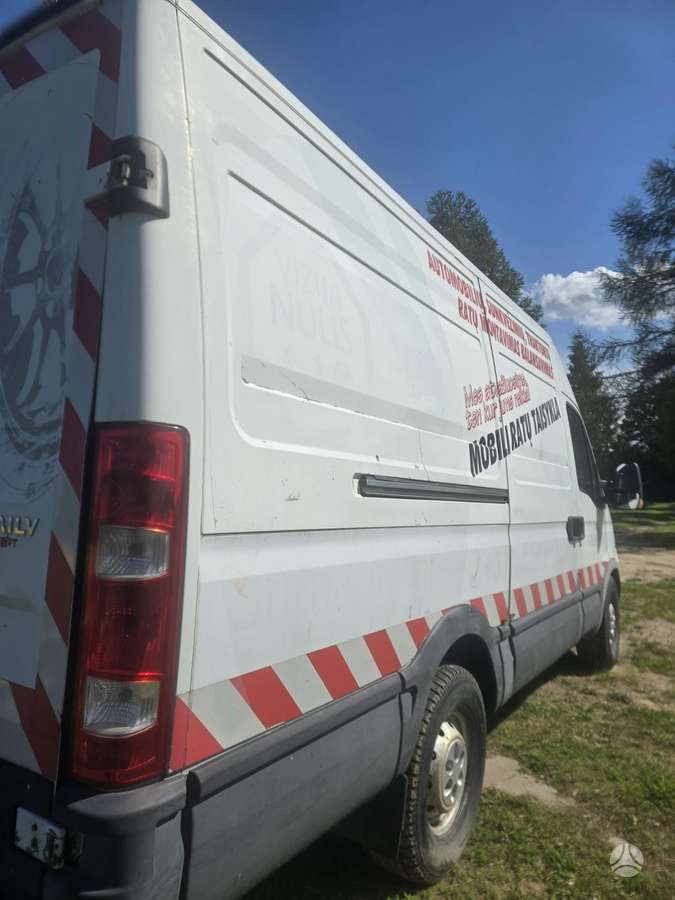 Iveco Daily 2007 — photo 13
