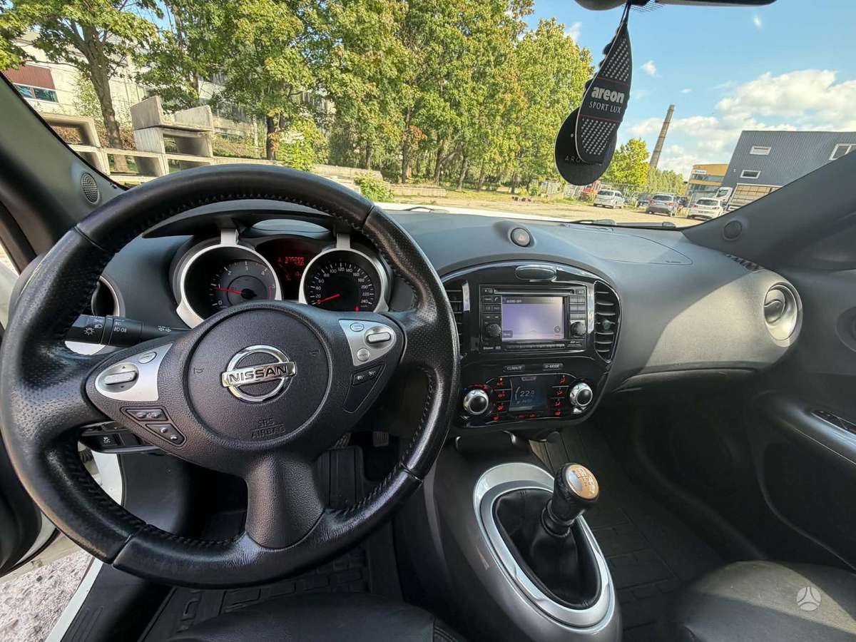 Nissan Juke 2013 — photo 16