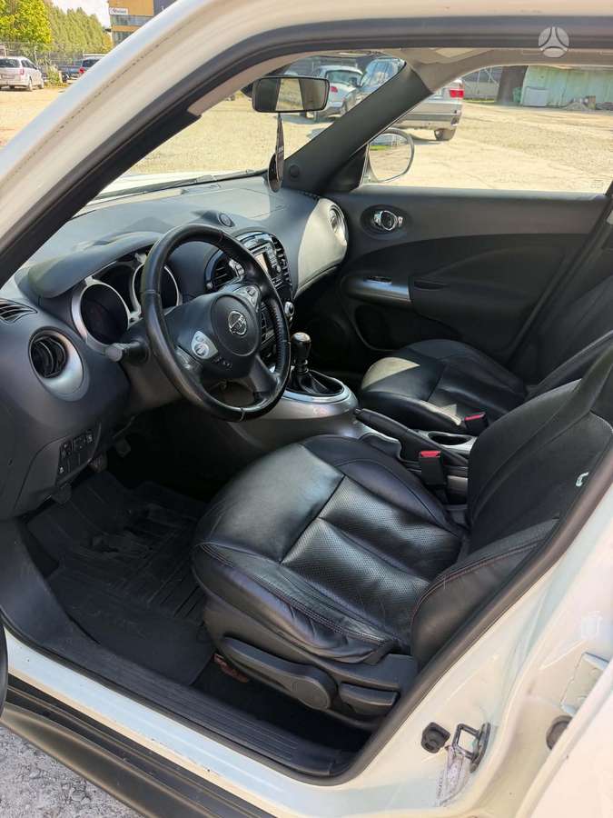 Nissan Juke 2013 — photo 21