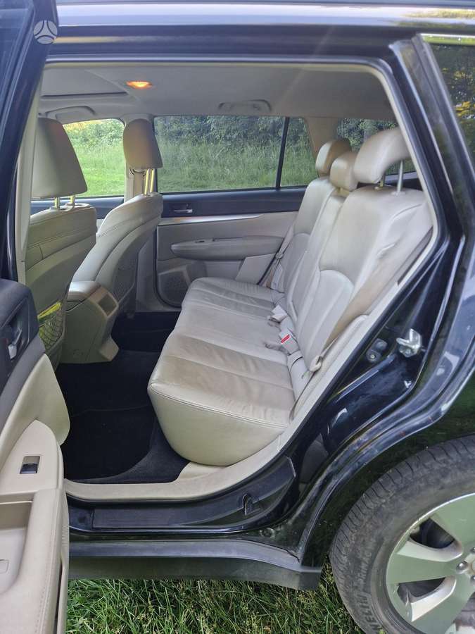 Subaru Outback 2013 — photo 13
