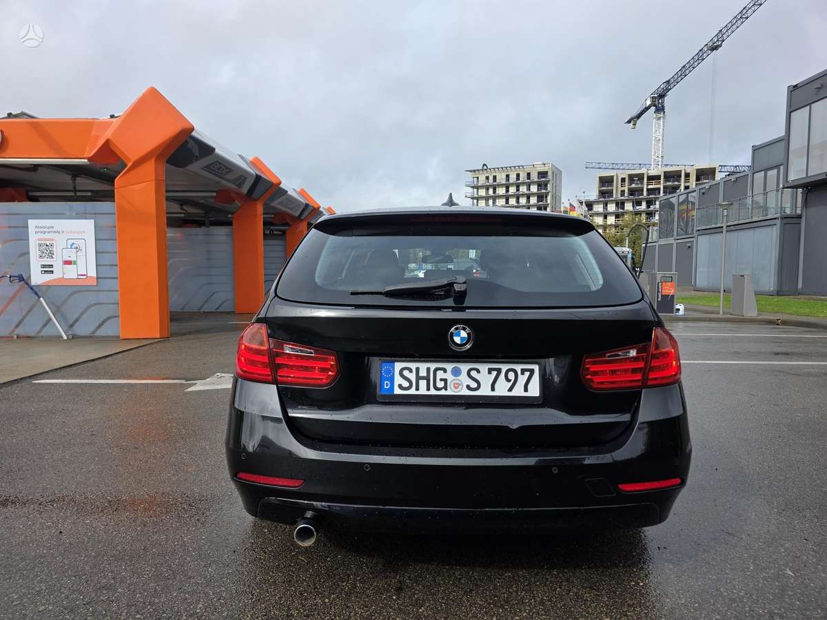 BMW 320 2014 — photo 7