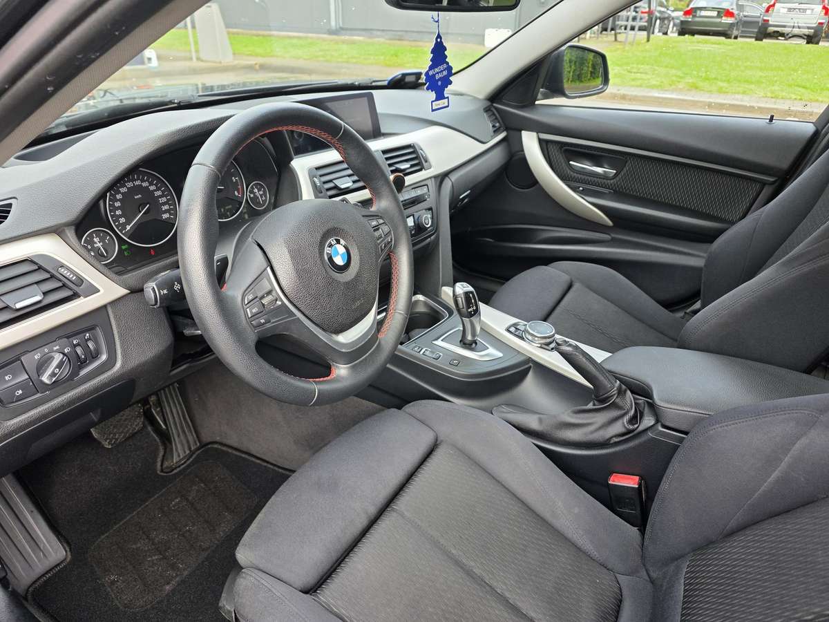 BMW 320 2014 — photo 9