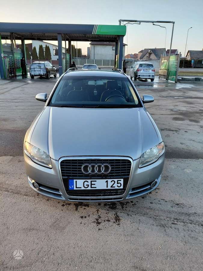 Audi A4 2007 — rear view
