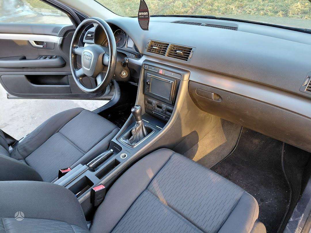 Audi A4 2007 — photo 6