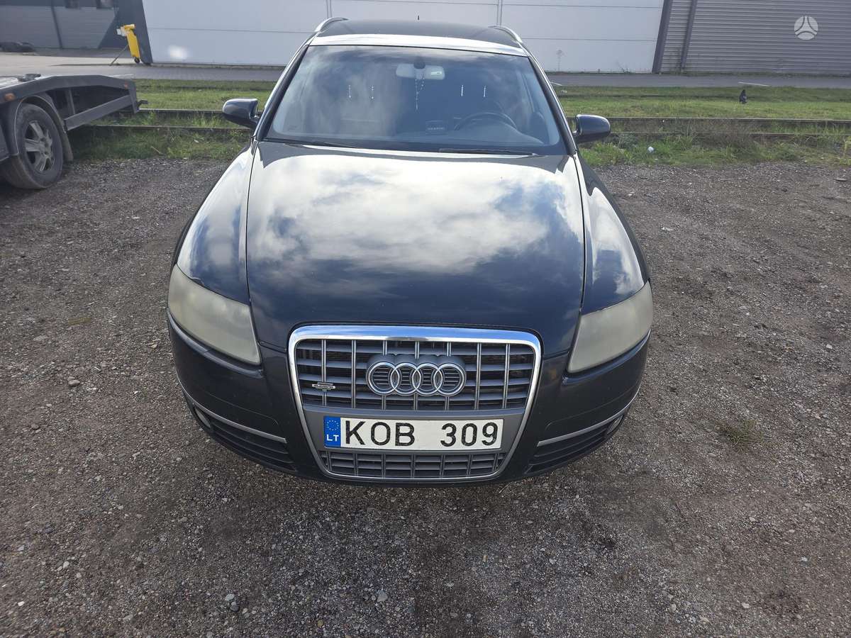 Audi A6 2005 — вигляд ззаду