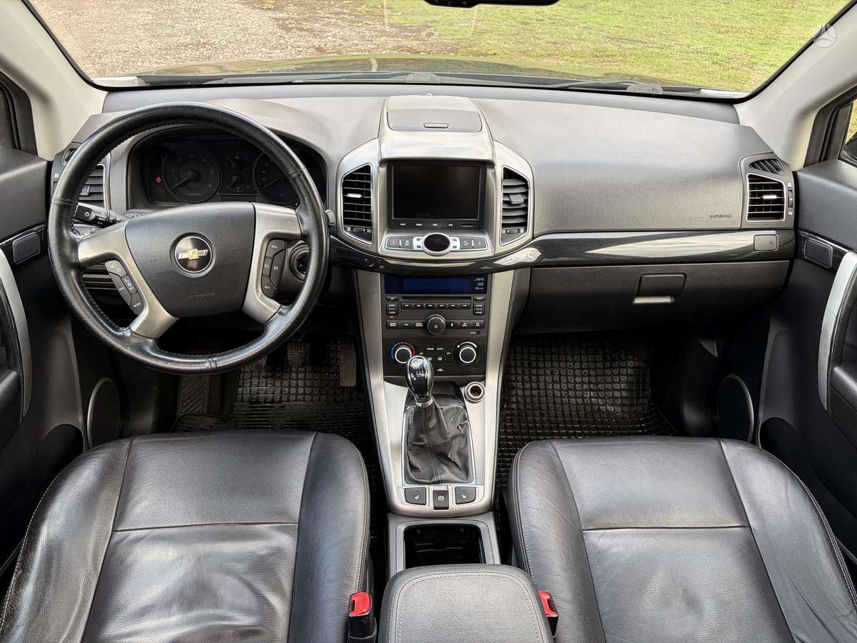 Chevrolet Captiva 2012 — photo 10