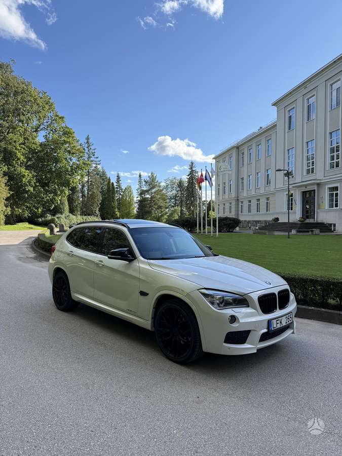 BMW X1, 2012
