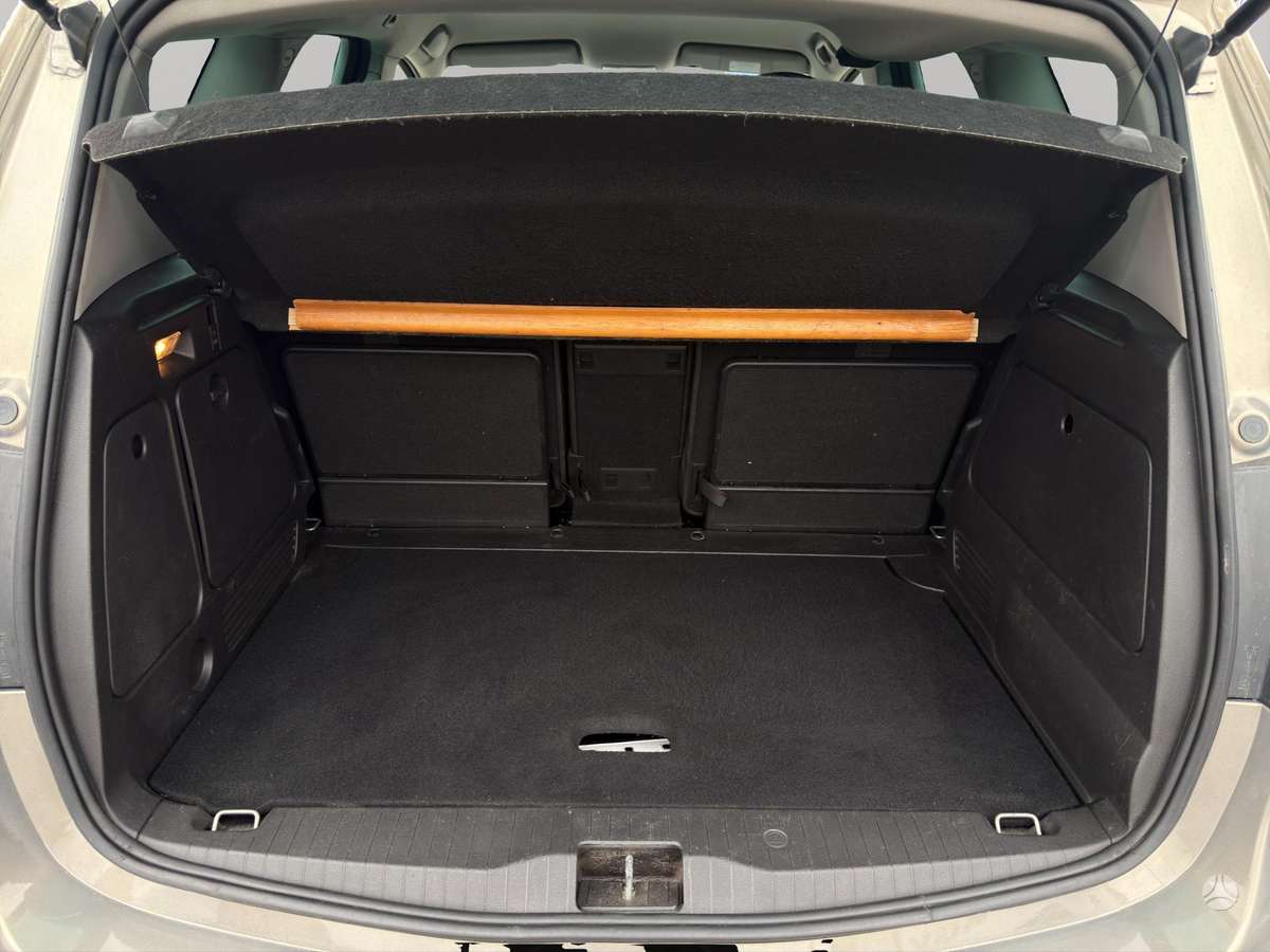 Opel Meriva 2010 — photo 10