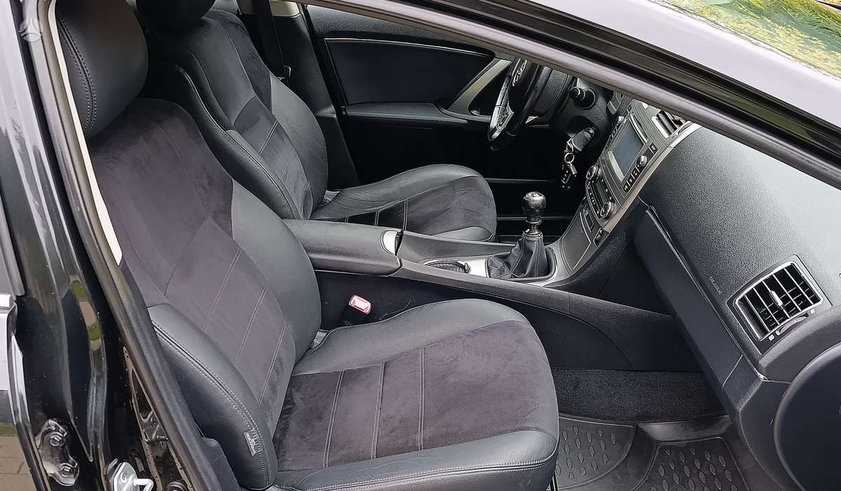 Toyota Avensis 2013 — photo 5