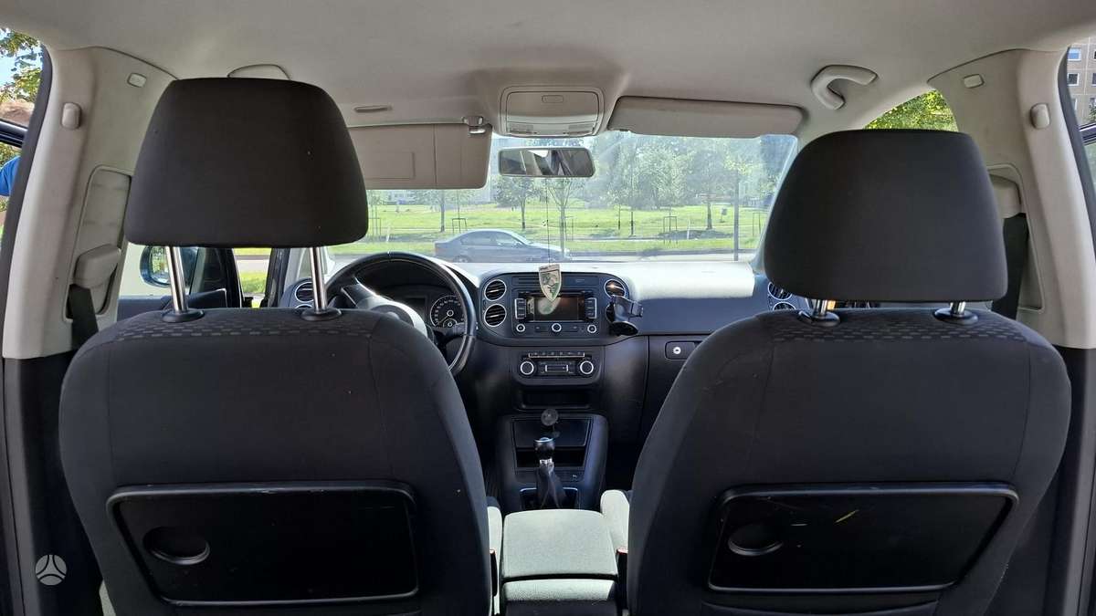 Volkswagen Golf 2010 — photo 7