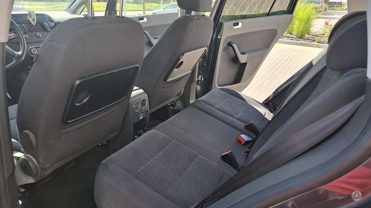 Volkswagen Golf 2010 — photo 8