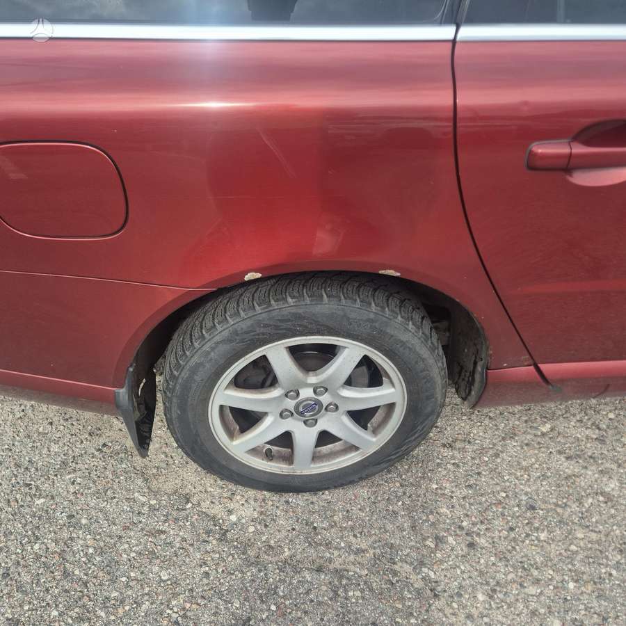 Volvo V70 2011 — photo 6