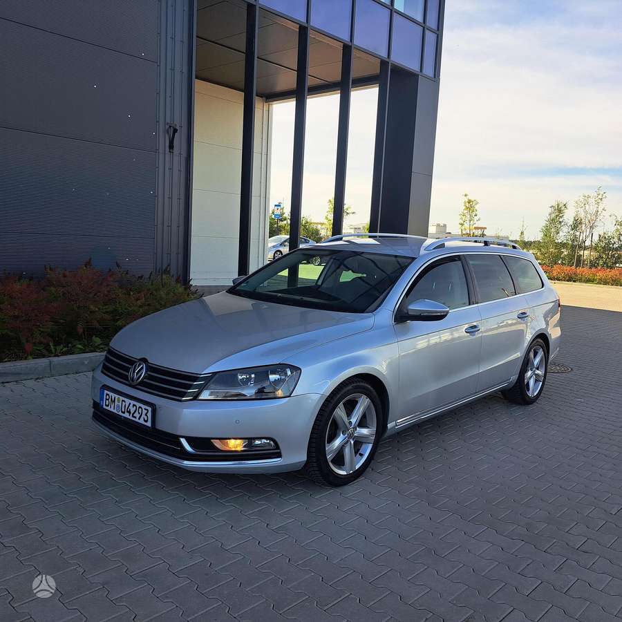 Volkswagen Passat, 2011