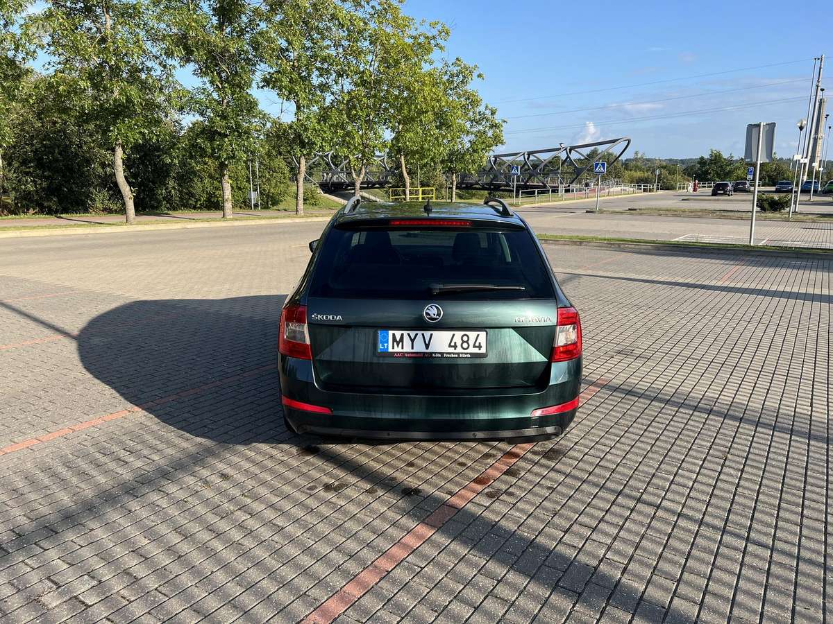 Skoda Octavia 2015 — фото 17