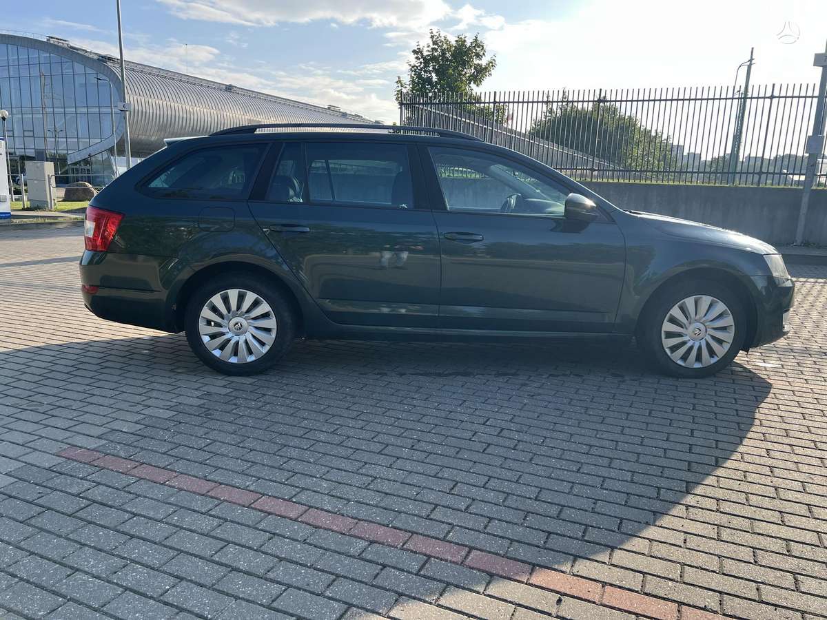 Skoda Octavia 2015 — фото 18