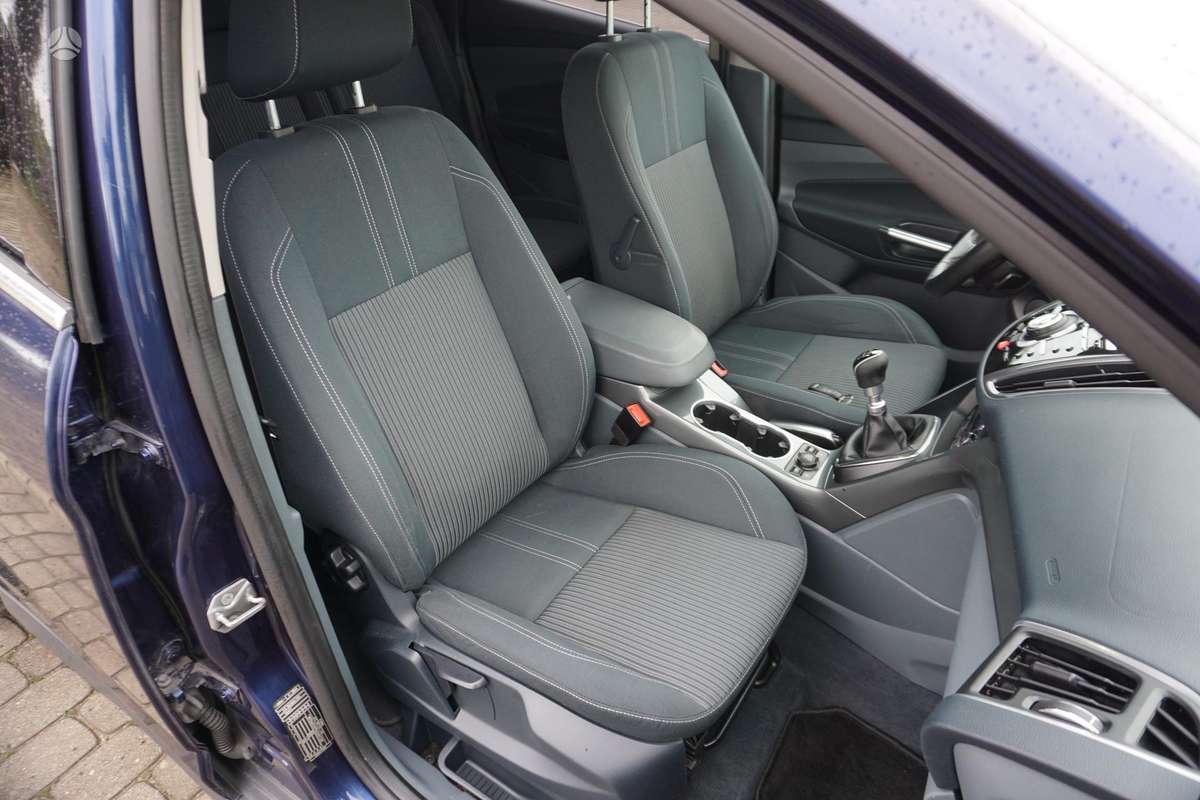 Ford C-MAX 2012 — фото 10