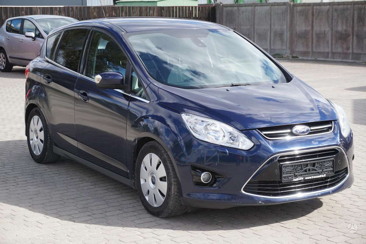 Ford C-MAX 2012 — вигляд ззаду
