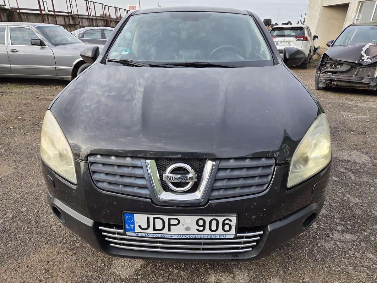 Nissan Qashqai 2008 — interior