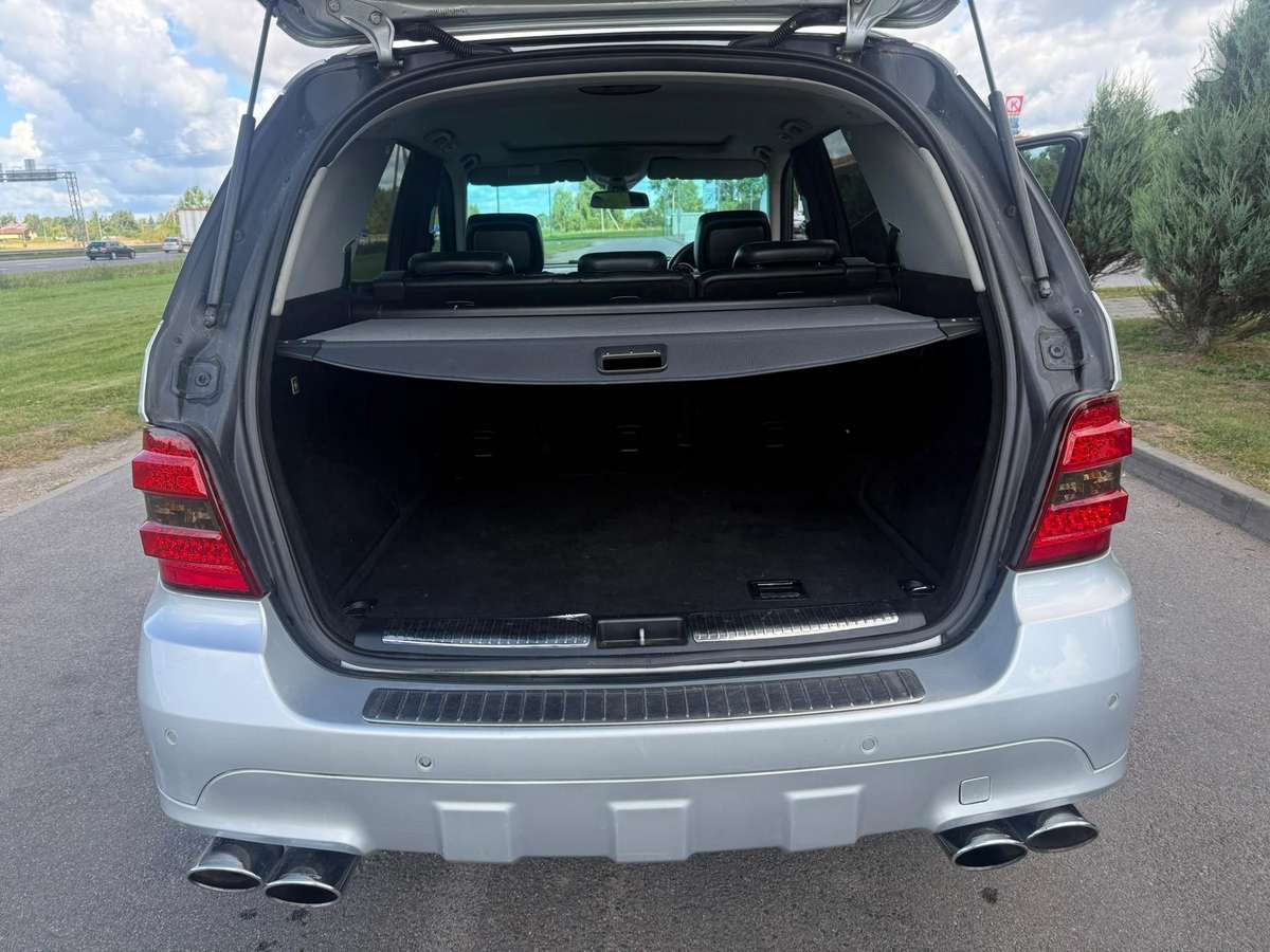 Mercedes-Benz ML63 2008 — photo 10
