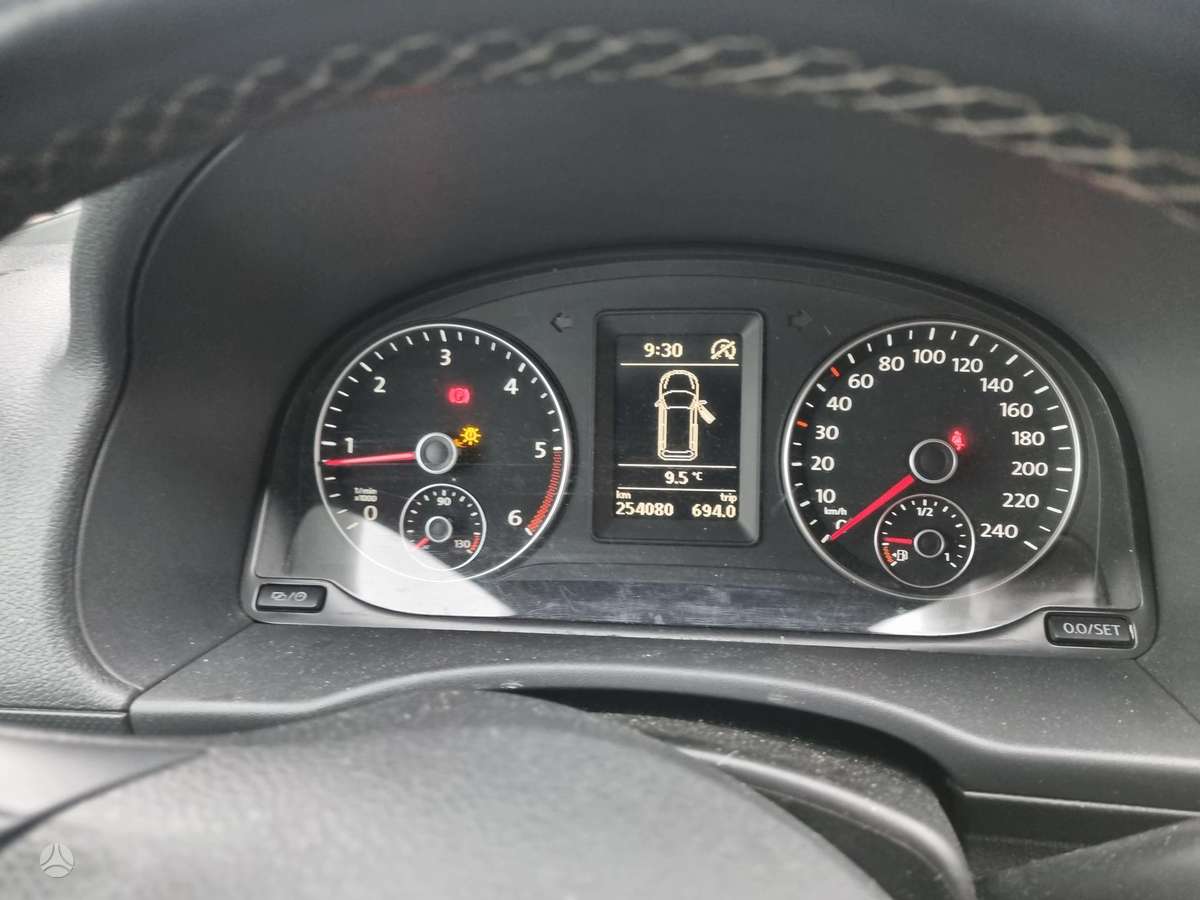 Volkswagen Caddy 2014 — photo 11