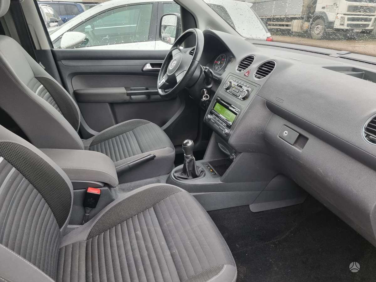 Volkswagen Caddy 2014 — photo 8