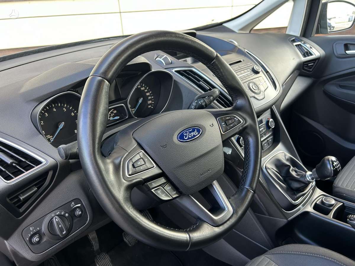 Ford C-MAX 2015 — фото 15