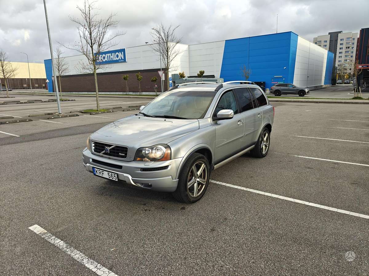 Volvo XC90 2009 — interior