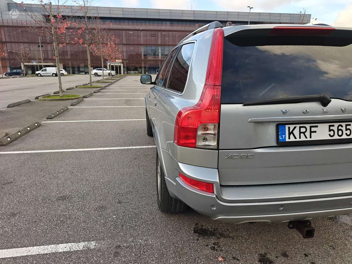 Volvo XC90 2009 — photo 7