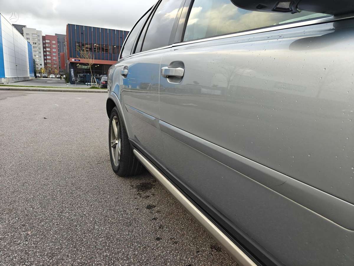 Volvo XC90 2009 — photo 9