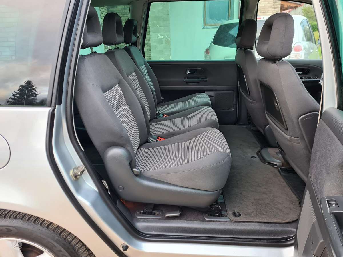 Seat Alhambra 2005 — photo 13