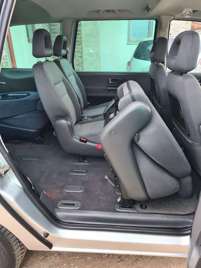 Seat Alhambra 2005 — photo 15