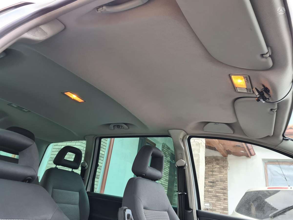 Seat Alhambra 2005 — photo 25