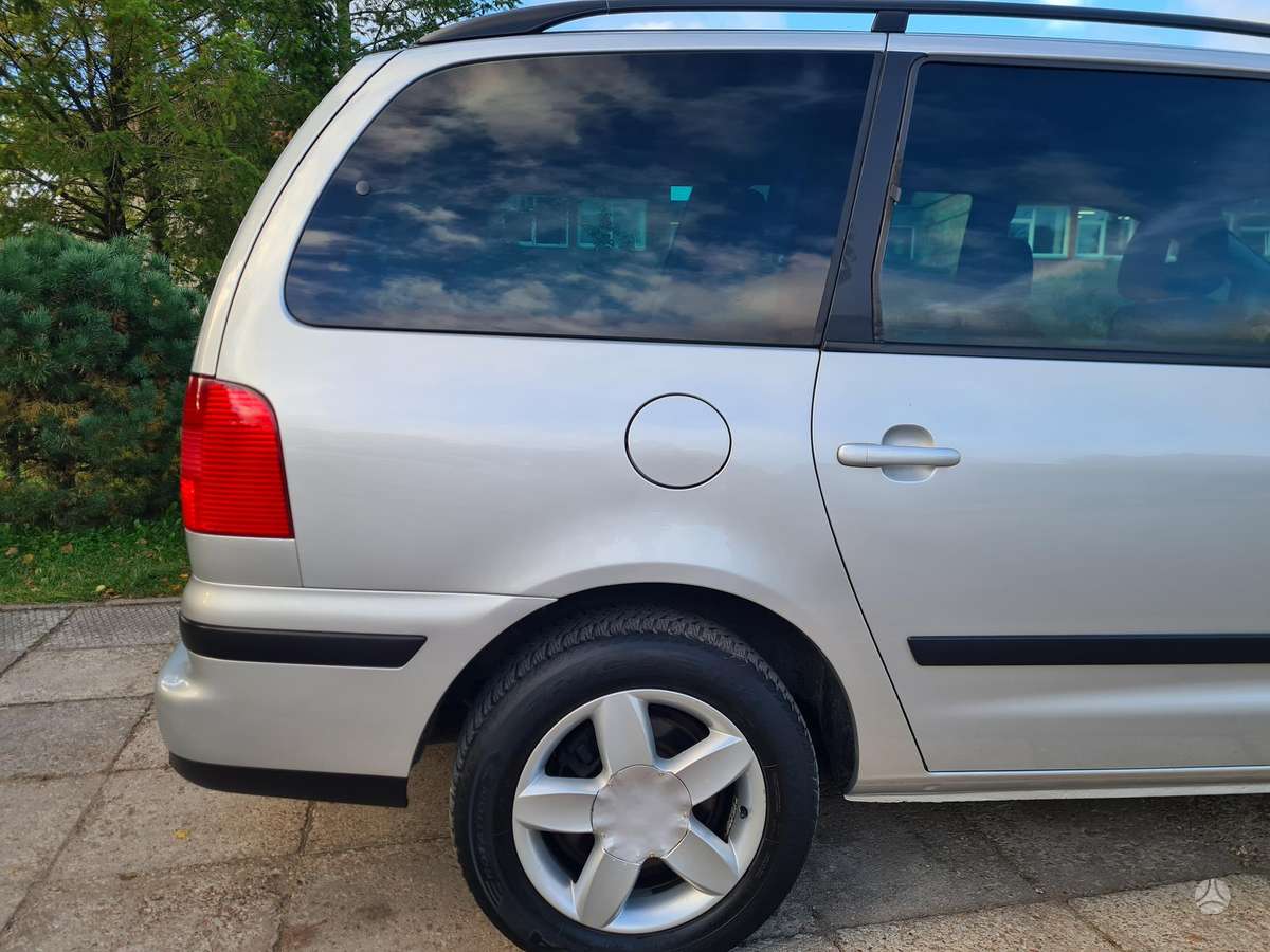 Seat Alhambra 2005 — photo 40