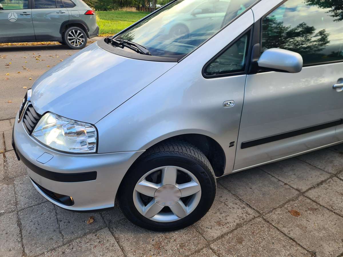 Seat Alhambra 2005 — photo 42