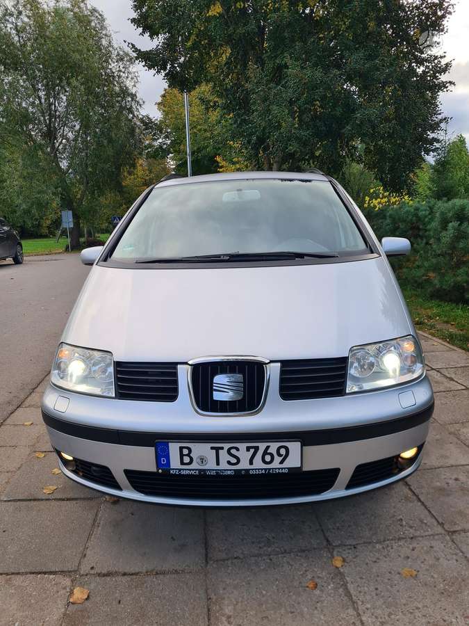 Seat Alhambra 2005 — photo 43