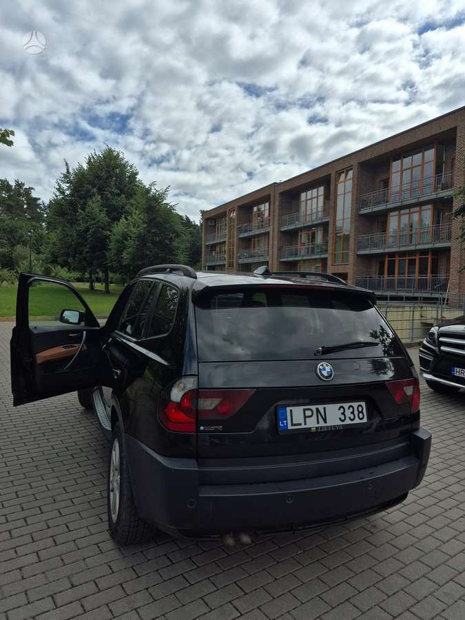 BMW X3 2005 — interior