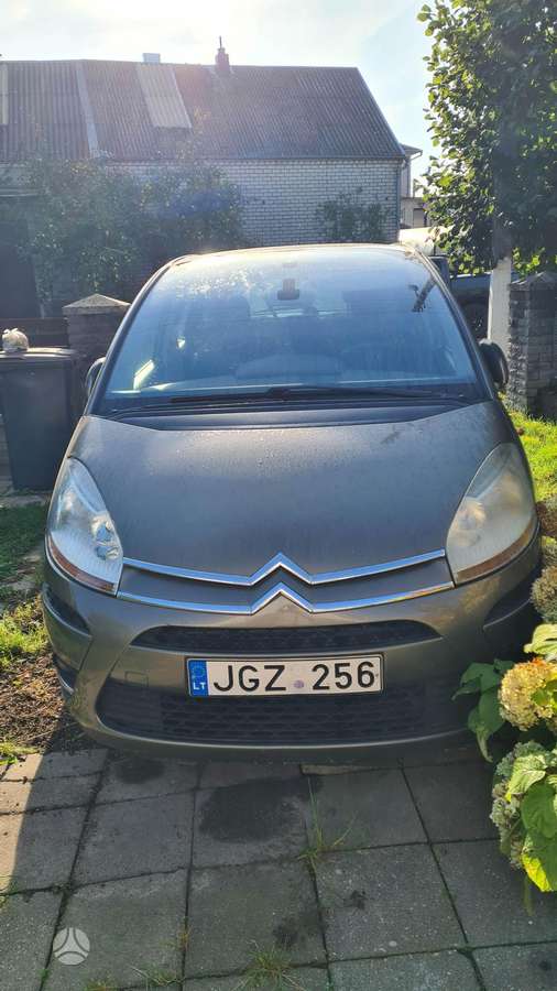 Citroen C4 2009 — photo 5