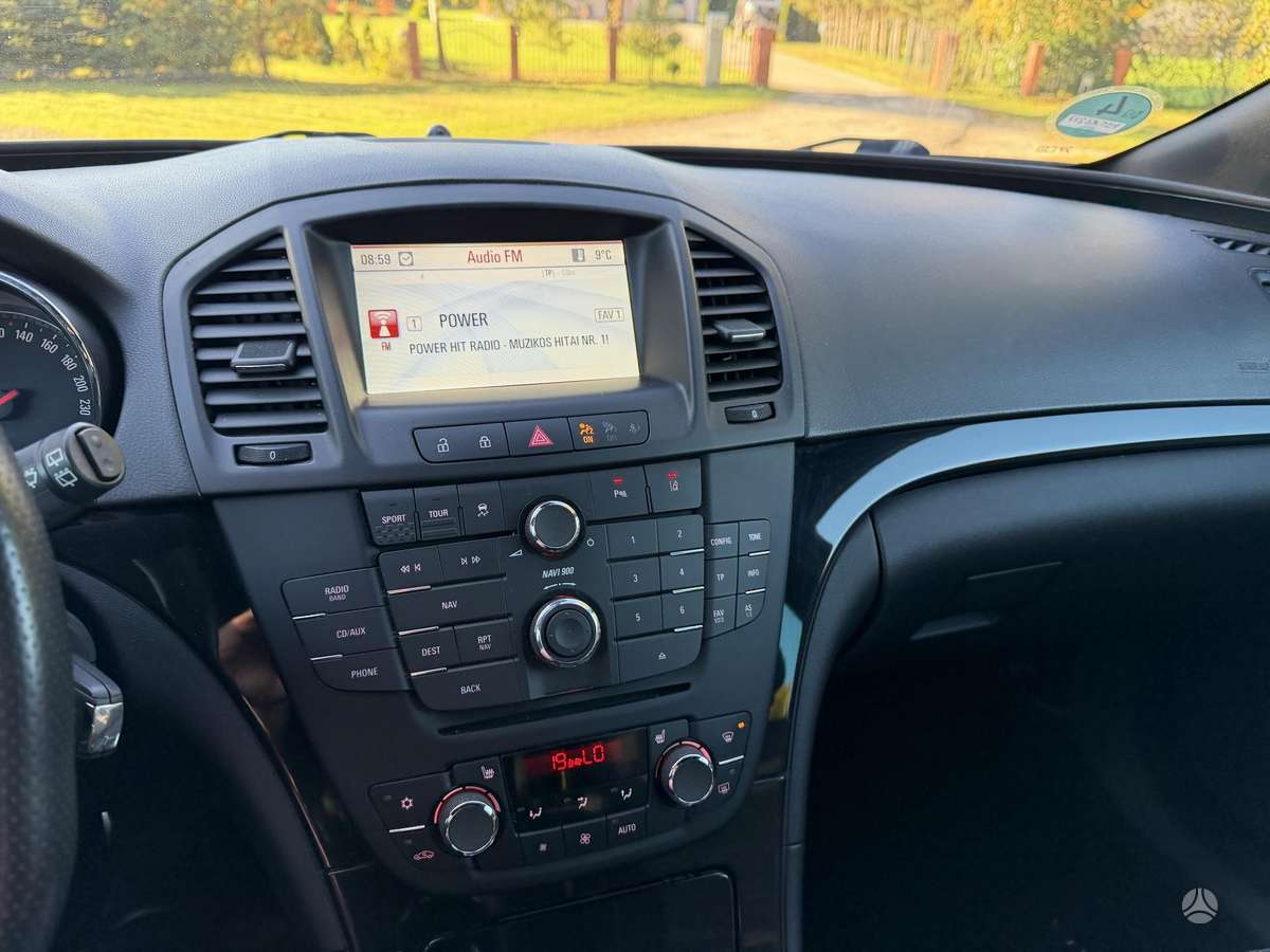 Opel Insignia 2011 — фото 23
