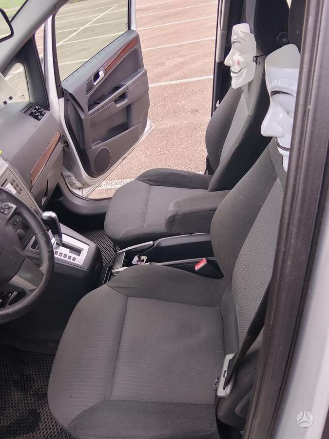 Opel Zafira 2007 — photo 10
