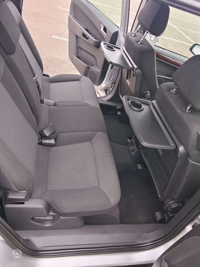Opel Zafira 2007 — photo 12