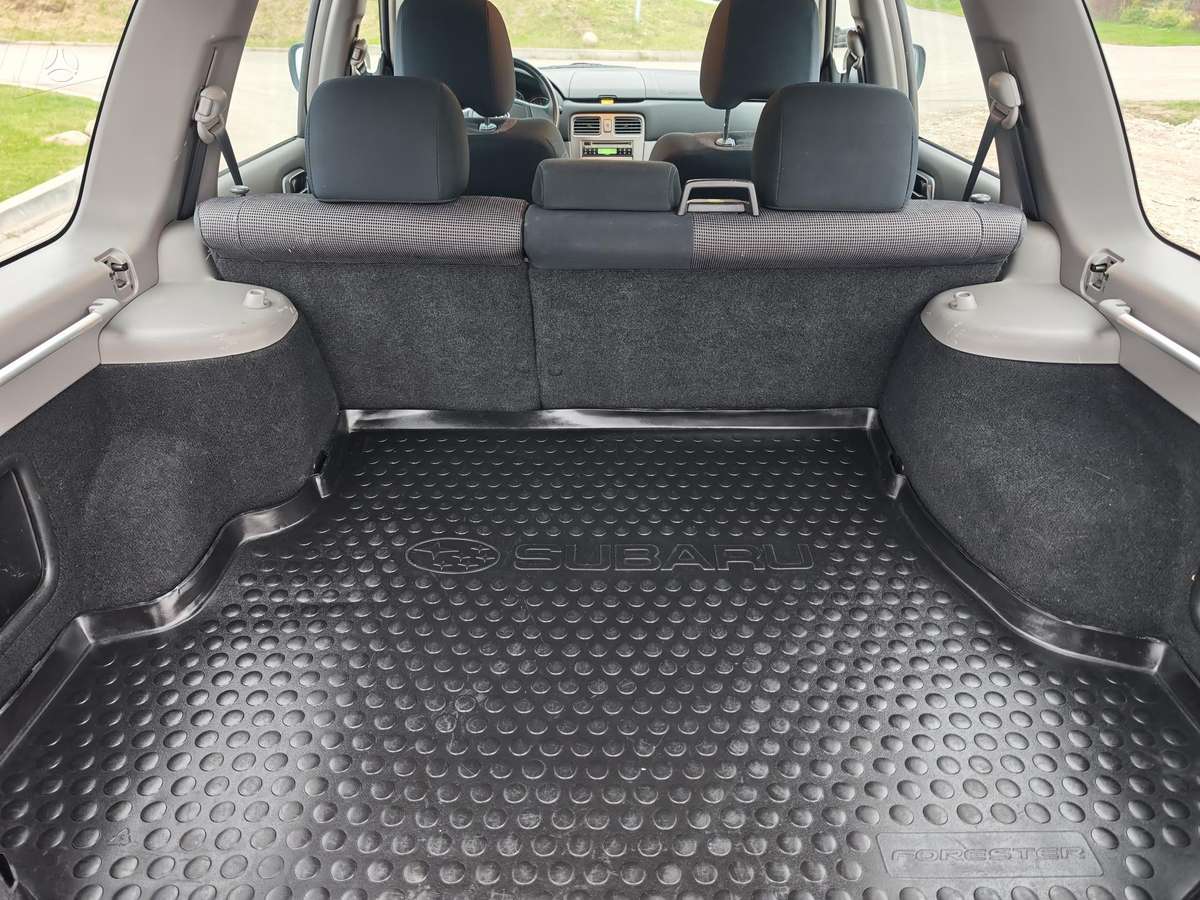 Subaru Forester 2006 — photo 10