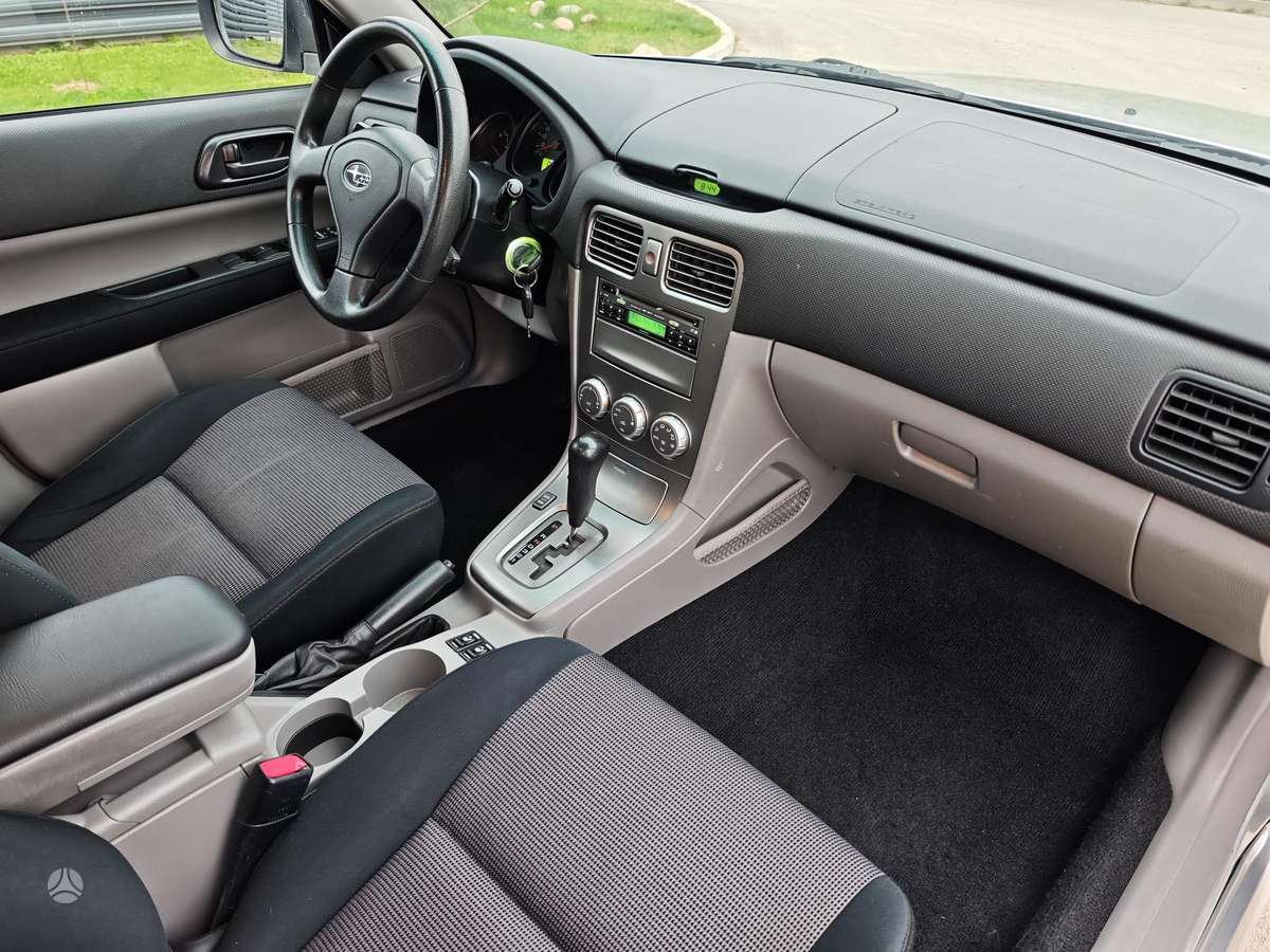 Subaru Forester 2006 — photo 7