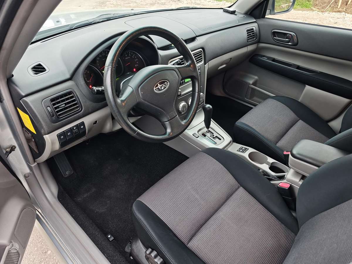 Subaru Forester 2006 — photo 8
