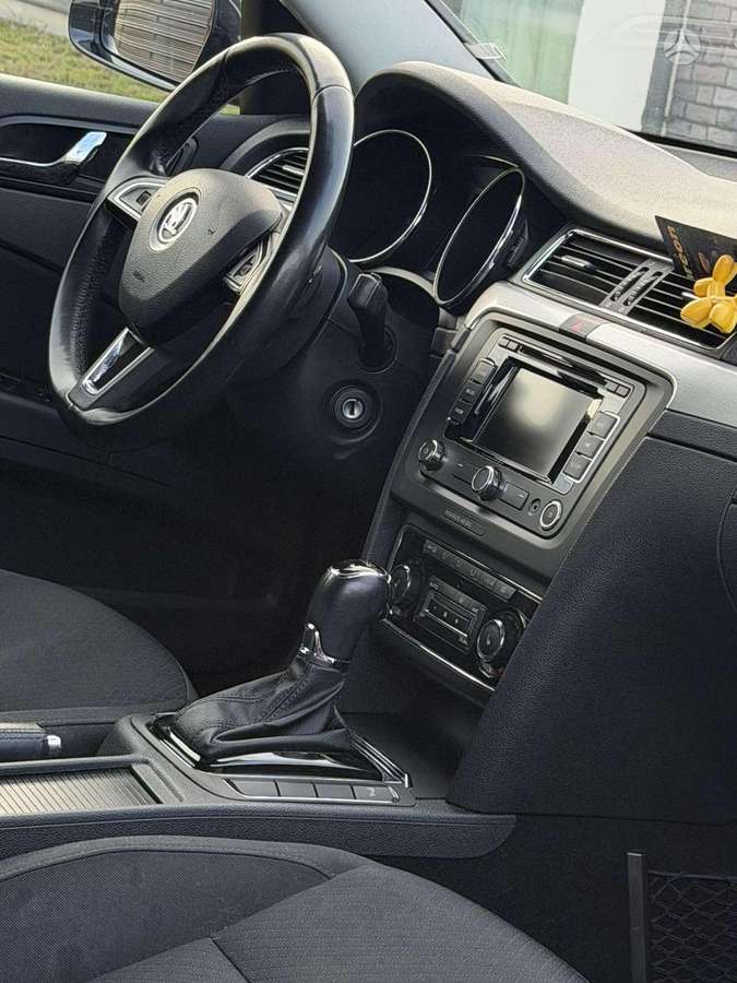 Skoda Superb 2014 — photo 9