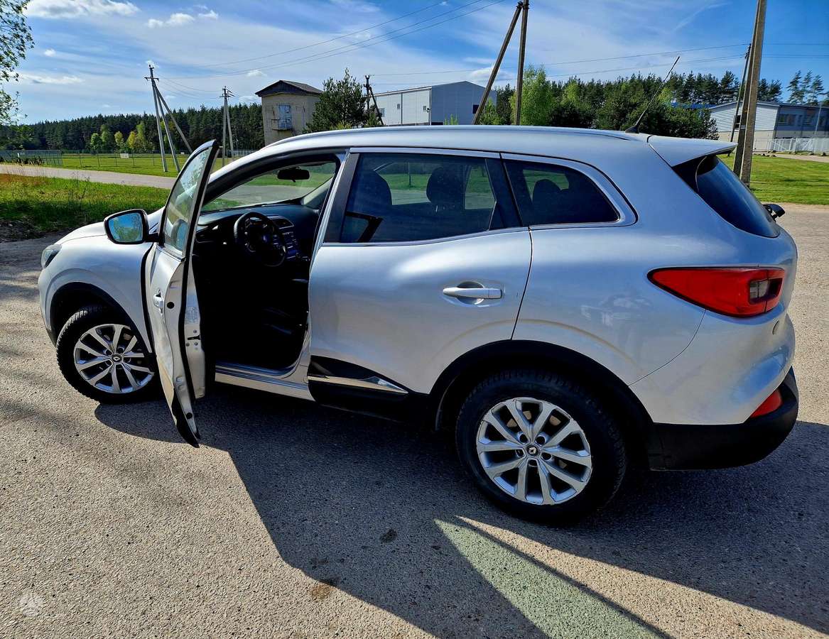 Renault Kadjar 2015 — rear view