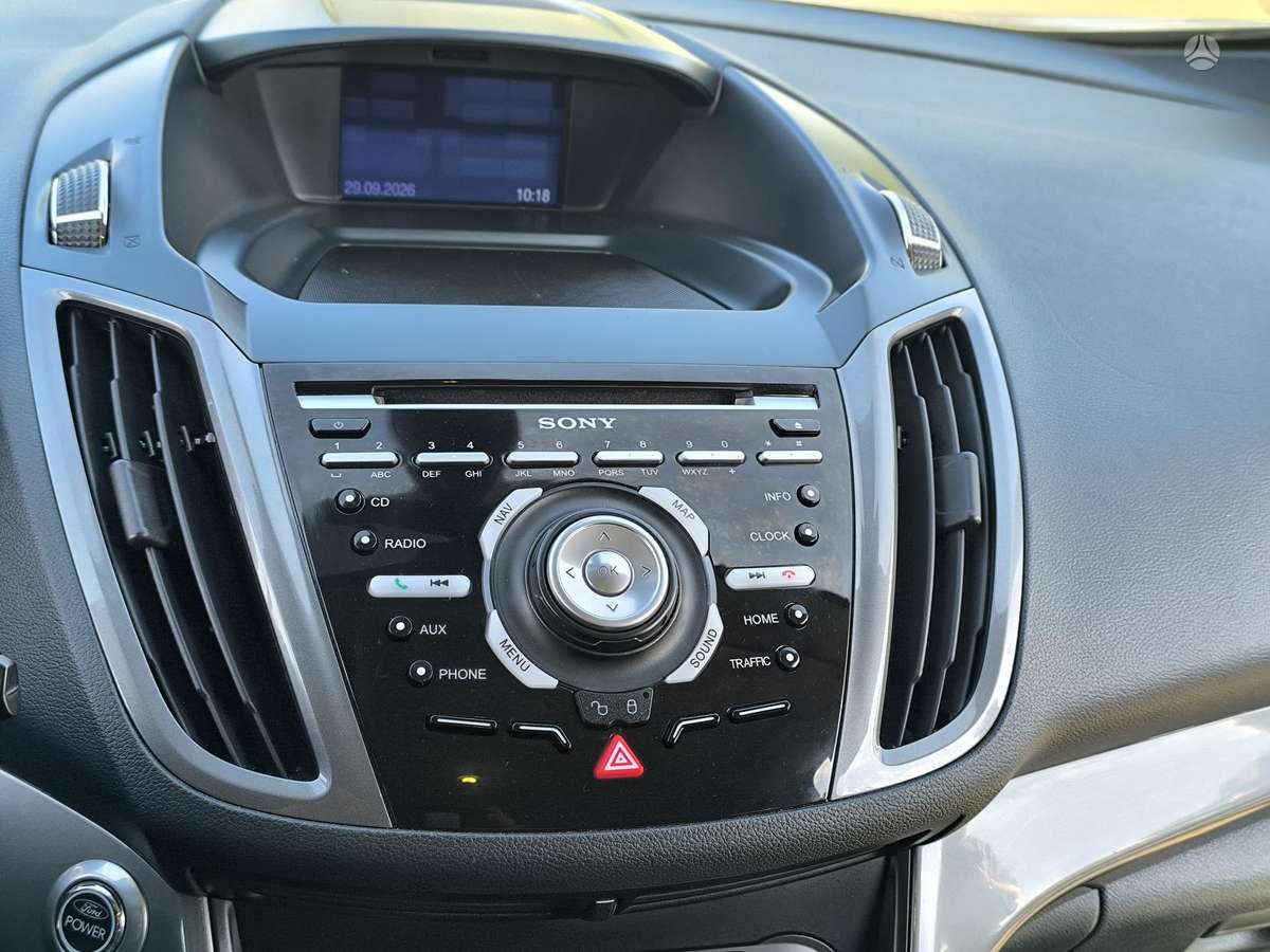 Ford C-MAX 2012 — photo 6