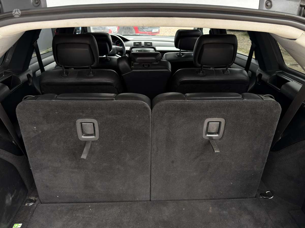 Mercedes-Benz R300 2010 — photo 19