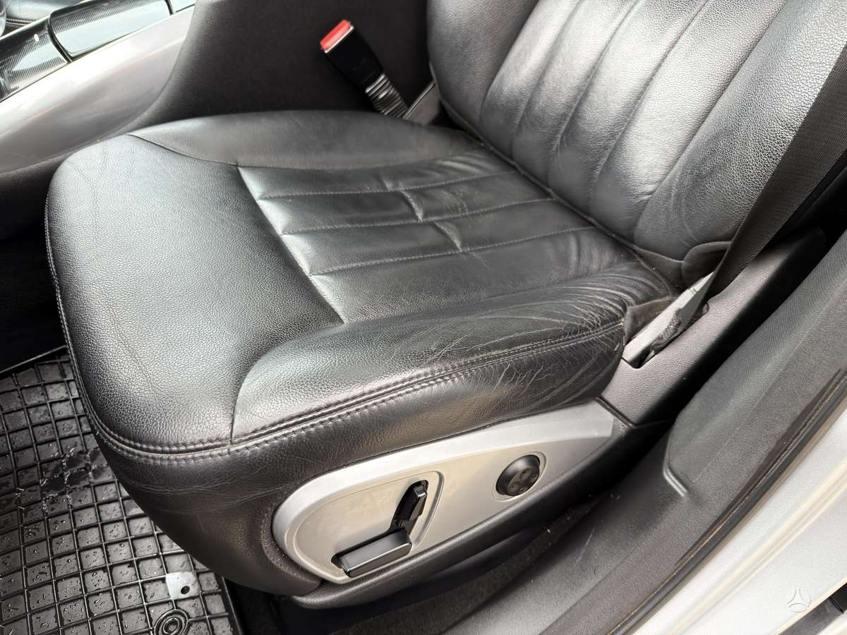 Mercedes-Benz R300 2010 — photo 25